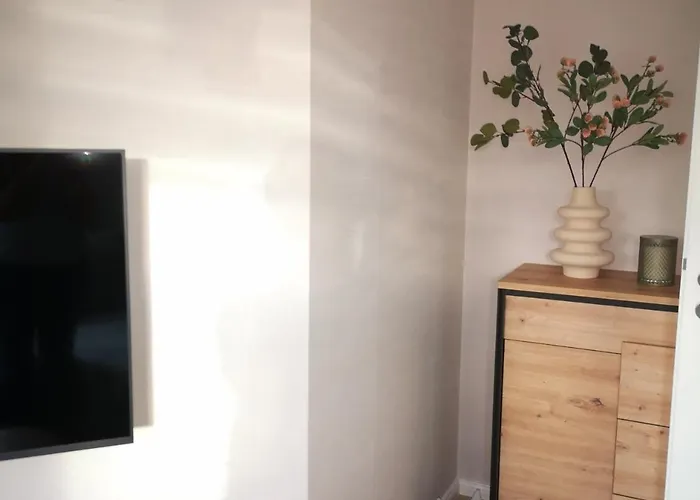 Superior - Amelie Potsdam